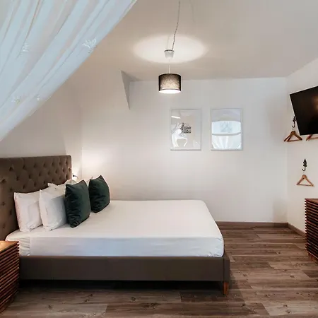 One Love - By Myhomeincomo Apartamento Laglio