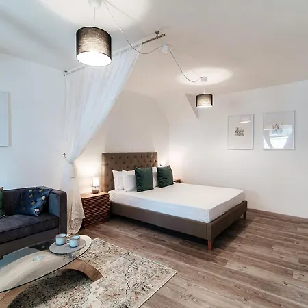 Apartamento One Love - By Myhomeincomo